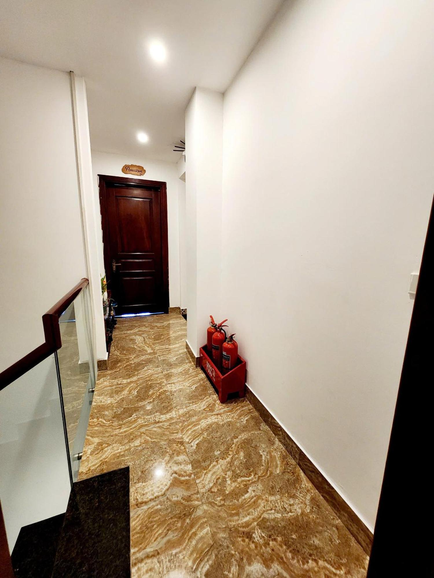 Lakeside House Hanoi Hanói Exterior foto